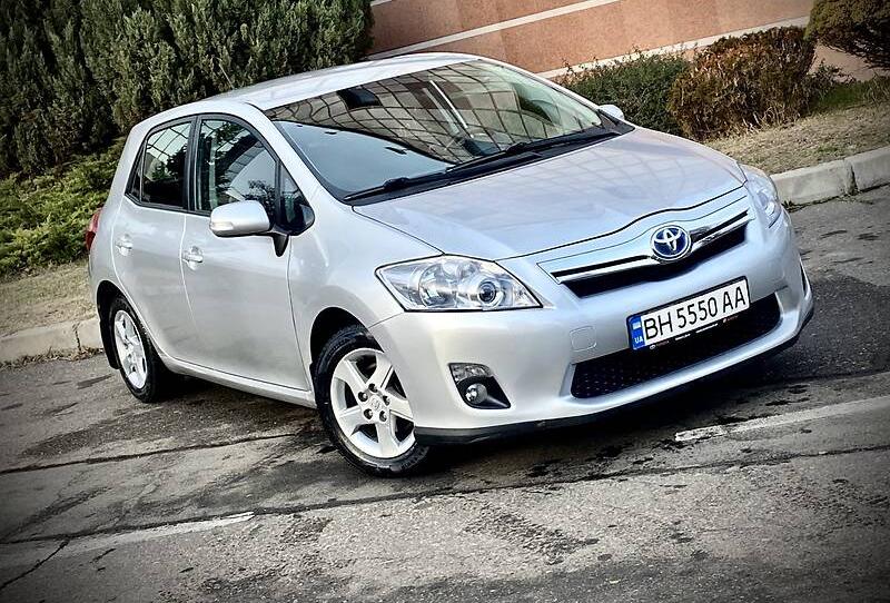 Toyota Auris 2011