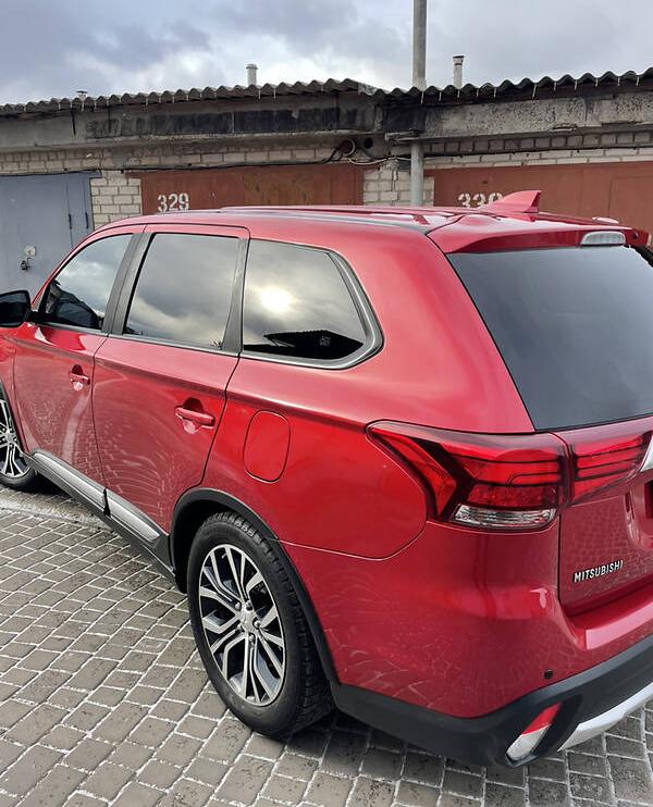 Mitsubishi Outlander 2017