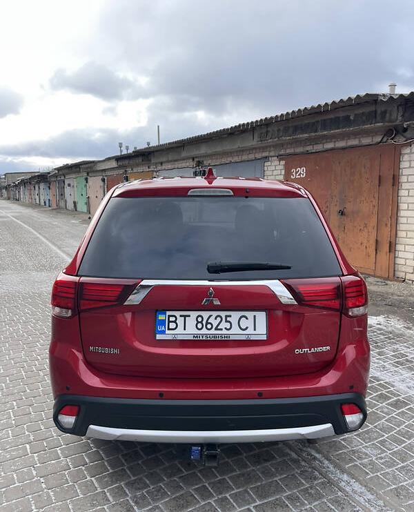 Mitsubishi Outlander 2017