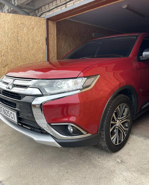 Mitsubishi Outlander 2017