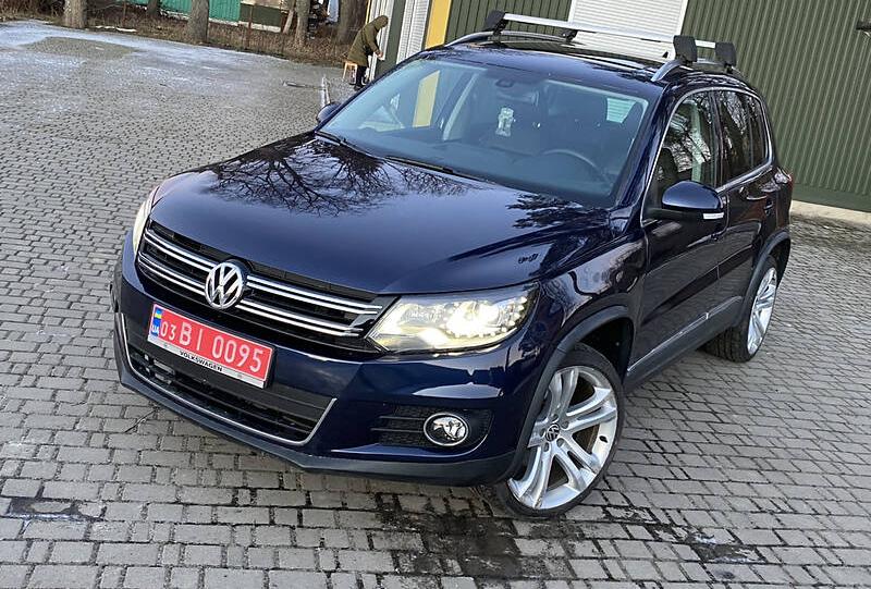 Volkswagen Tiguan Sport Line 4x4 2012