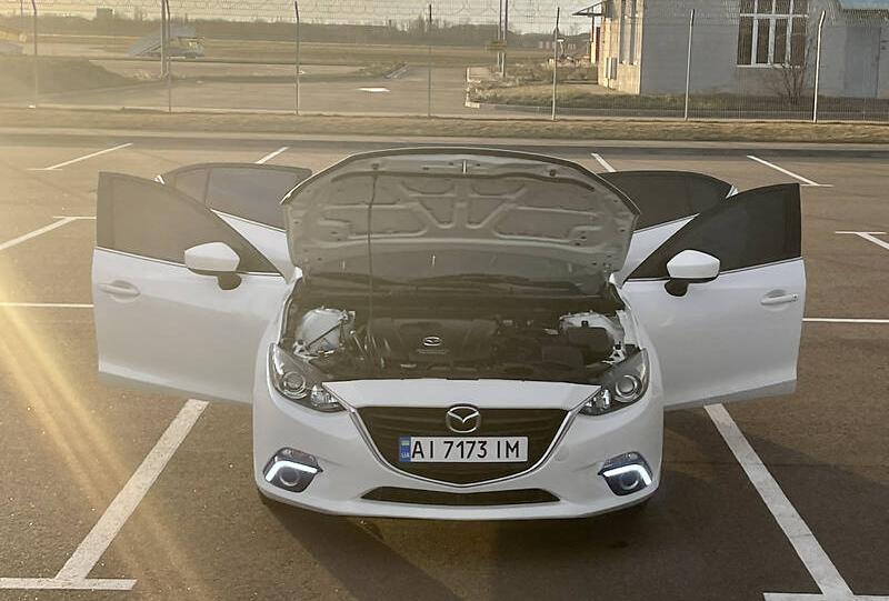 Mazda 3 2015