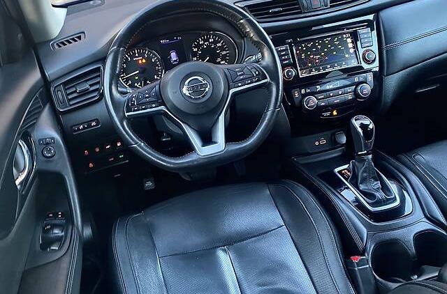 Nissan Rogue   2018