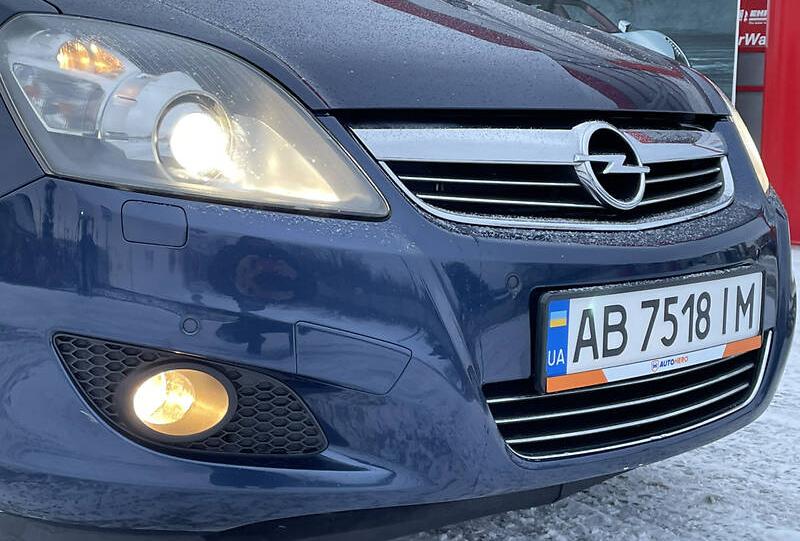 Opel Zafira 2011