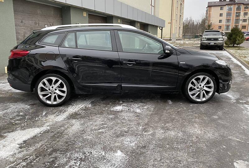 Renault Megane Bose 2012