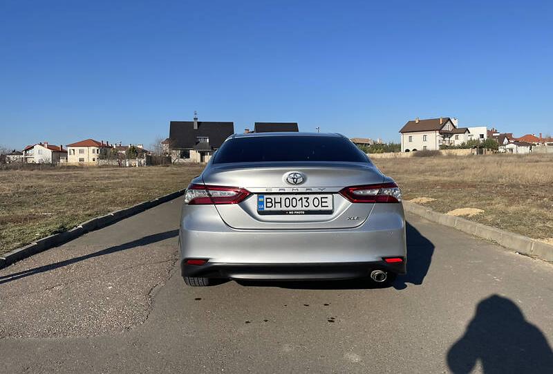 Toyota Camry   2018
