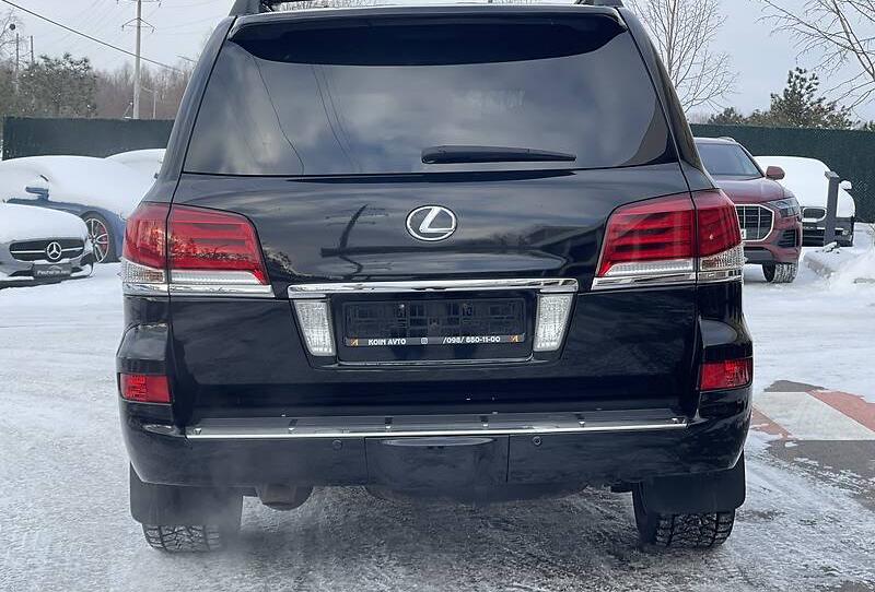 Lexus LX 570 Luxury  2013