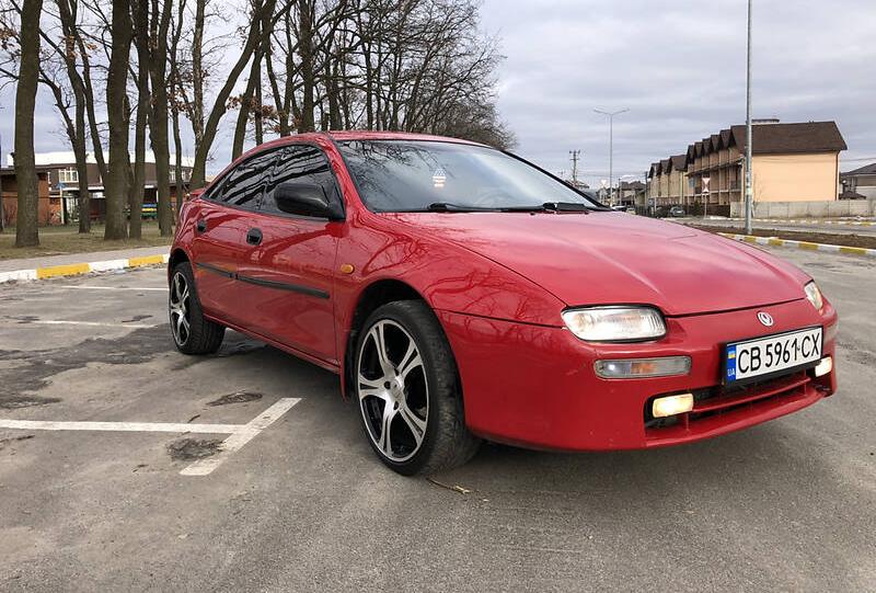 Mazda 323 1995