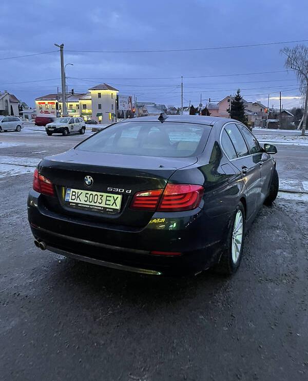 BMW 530 2011