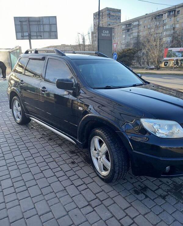 Mitsubishi Outlander 2007