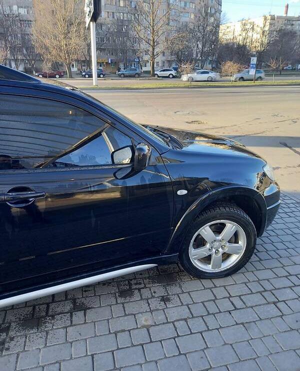 Mitsubishi Outlander 2007