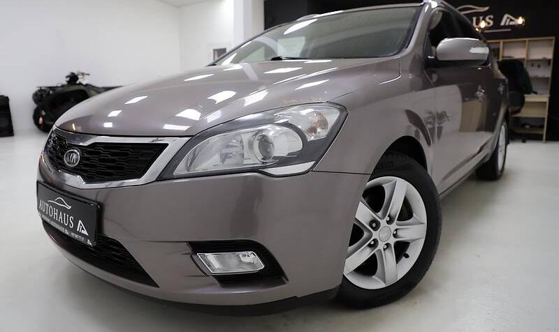 Kia Ceed 2011