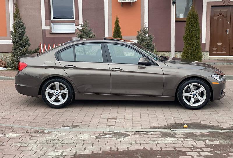 BMW 328 xDrive  2013