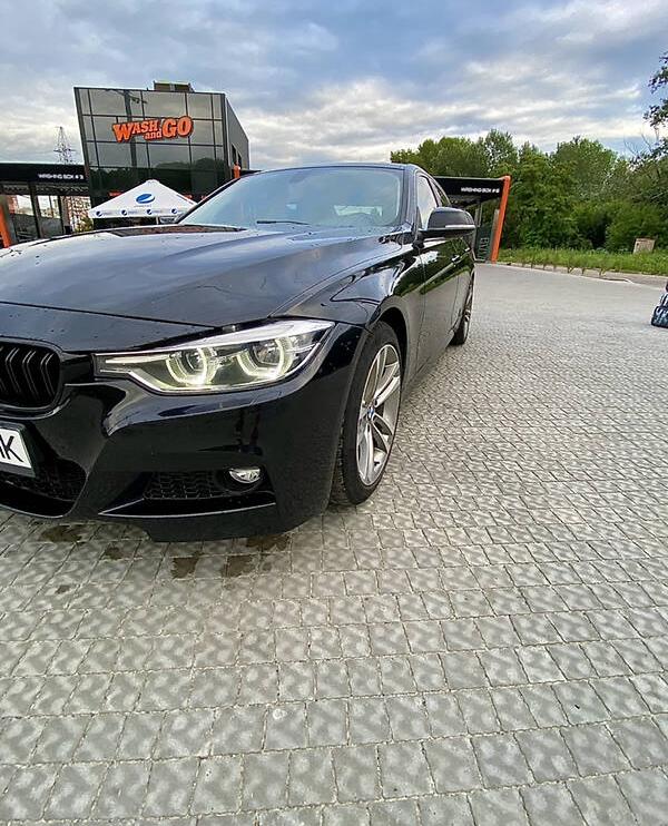BMW 328 i 2013
