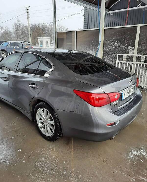 Infiniti Q50 2015