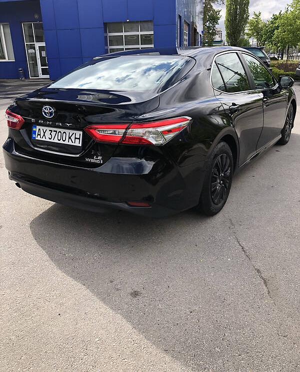 Toyota Camry le 2017
