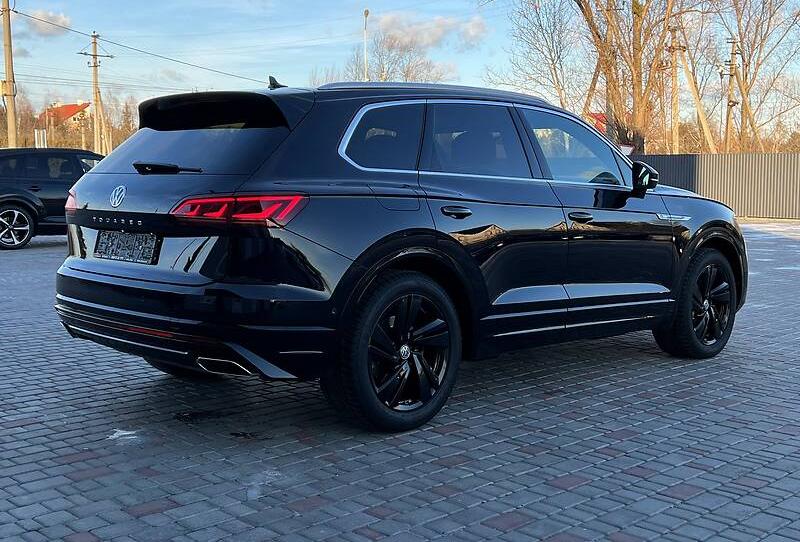 Volkswagen Touareg R LINEx2 MATRIX 2018