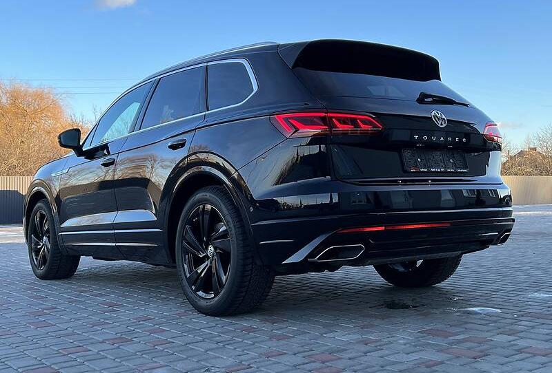 Volkswagen Touareg R LINEx2 MATRIX 2018