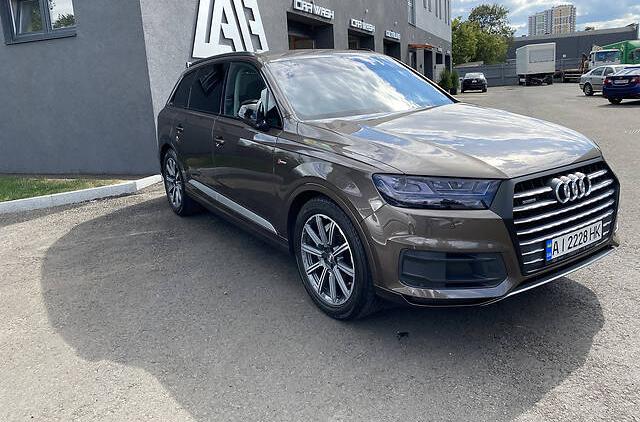 Audi Q7 2015