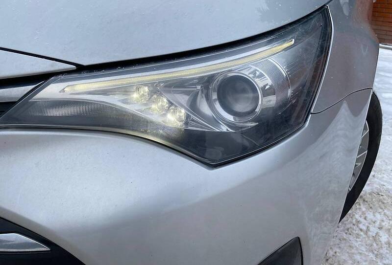 Toyota Avensis 2016