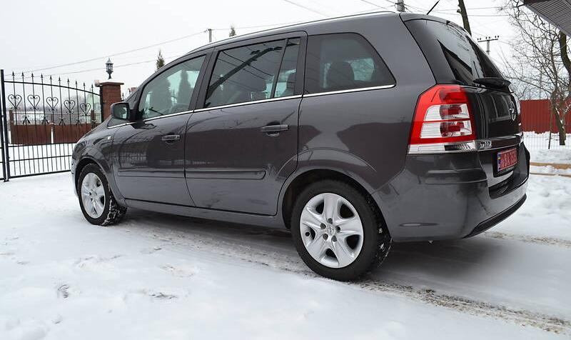 Opel Zafira The BEST 2011