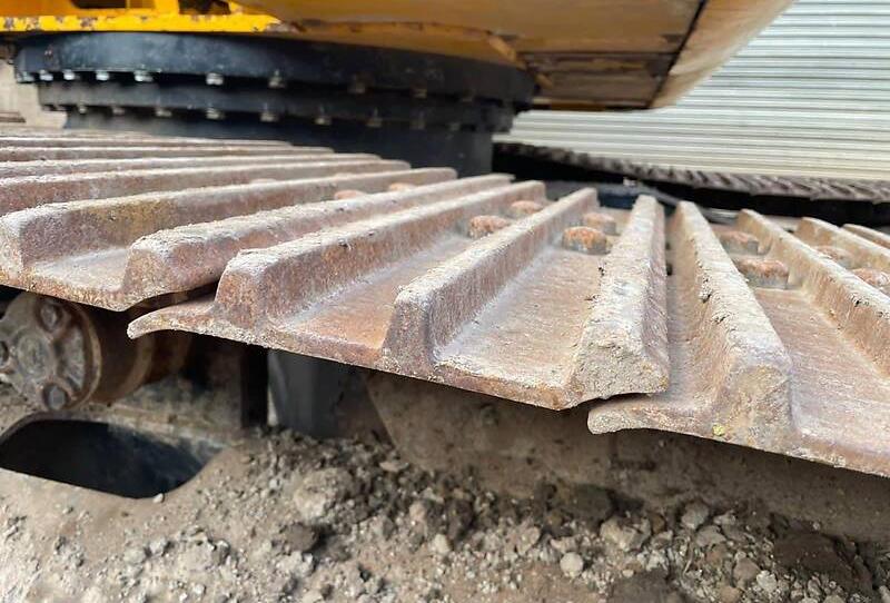 JCB JS 220LC 2010