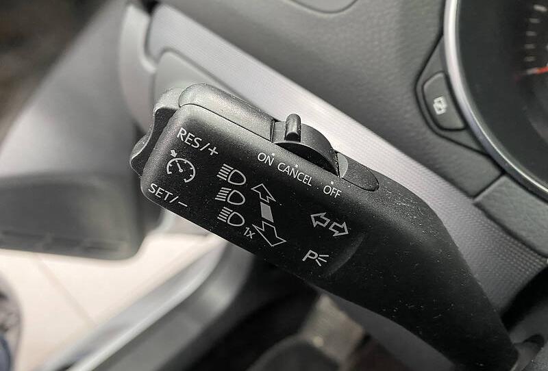 Volkswagen Golf VI Style 2011