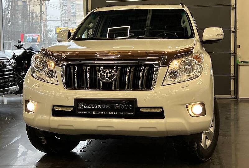 Toyota Land Cruiser Prado 150 ANNIVERSARY 2011