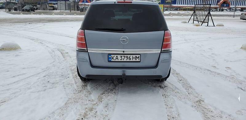 Opel Zafira 2005