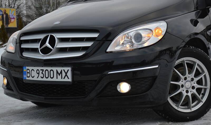 Mercedes-Benz B 180 2011