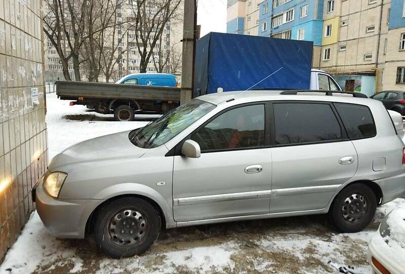 Kia Carens 2005