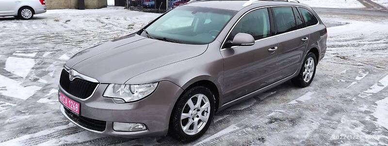 Skoda Superb 2011