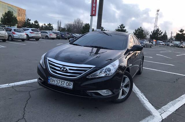 Hyundai Sonata brilliant  2013