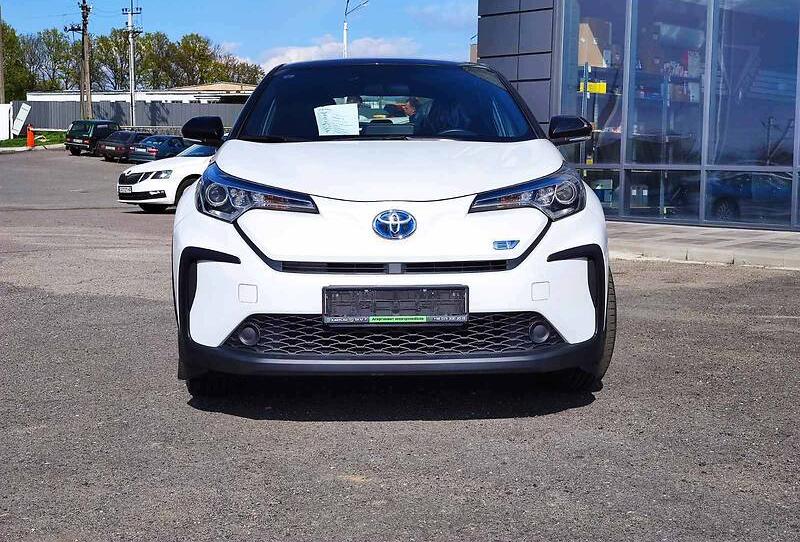 Toyota C-HR EV 2021