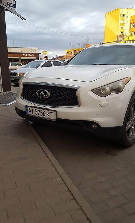 Infiniti FX 35 2010