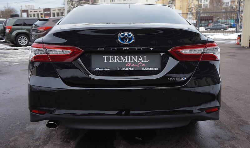 Toyota Camry 2020