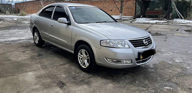 Nissan Almera 2012