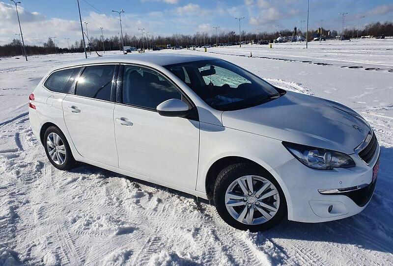 Peugeot 308 2016