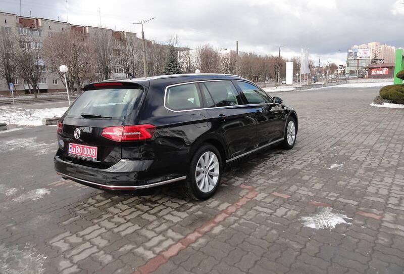 Volkswagen Passat B8  HIGHLINE 2018