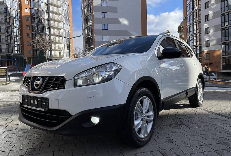 Nissan Qashqai+2 2013