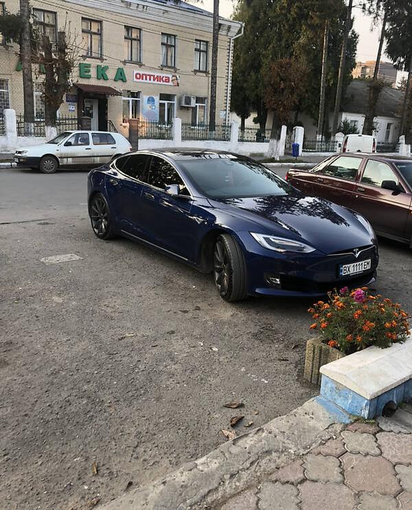 Tesla Model S EU 2016