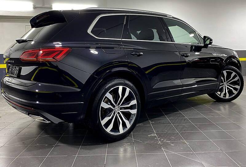 Volkswagen Touareg 3X R Line Matrix IQ 2019
