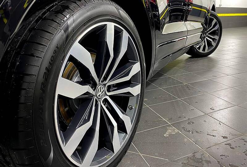 Volkswagen Touareg 3X R Line Matrix IQ 2019