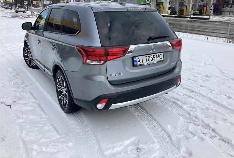 Mitsubishi Outlander 2018