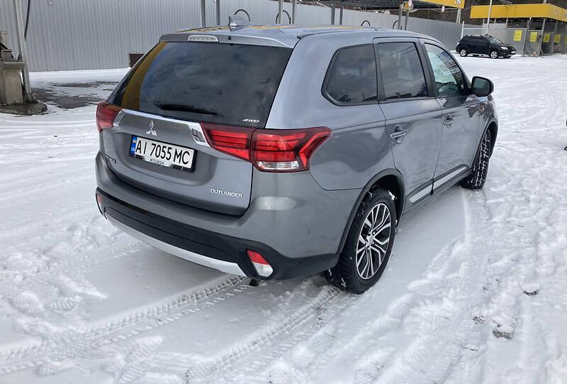 Mitsubishi Outlander 2018