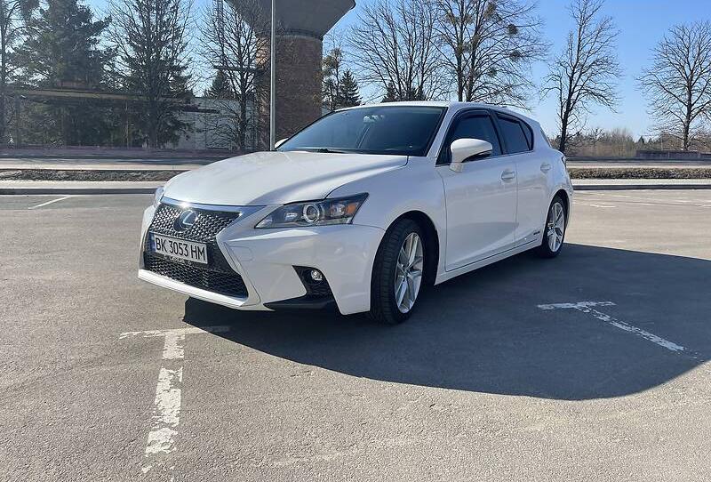 Lexus CT 200h 2015