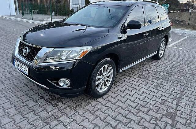 Nissan Pathfinder se 2014