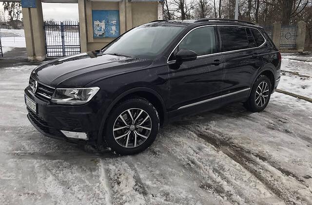 Volkswagen Tiguan SE 2018