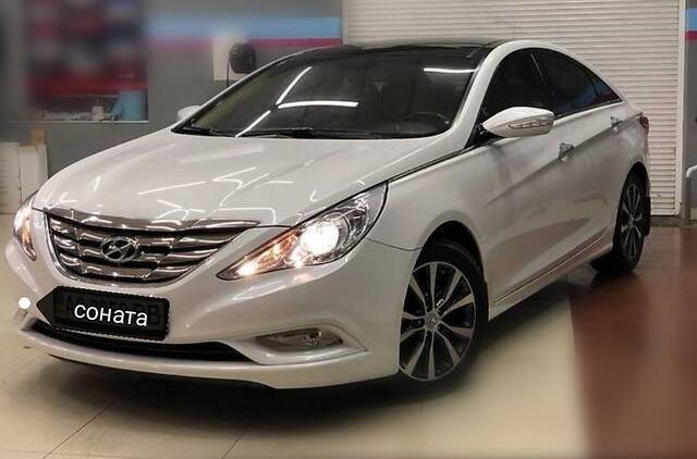 Hyundai Sonata 2011