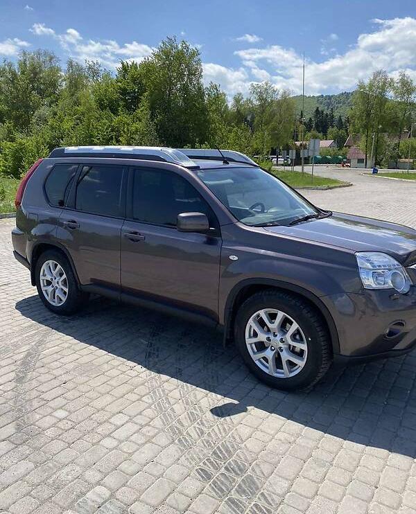 Nissan X-Trail colombo 2010